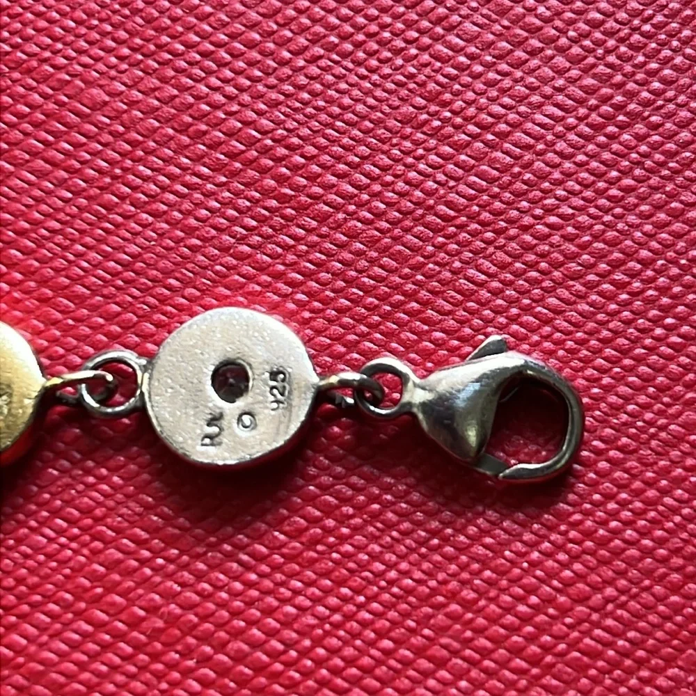 Robin Rotenier 18k gold, sapphire and siver 
Medallion Bracelet - Picture 4 of 5